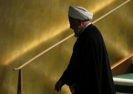 دو مسیر پیشِ‌روی حسن روحانی بعد از ردصلاحیت در انتخابات خبرگان / فشار تندروها جواب داد