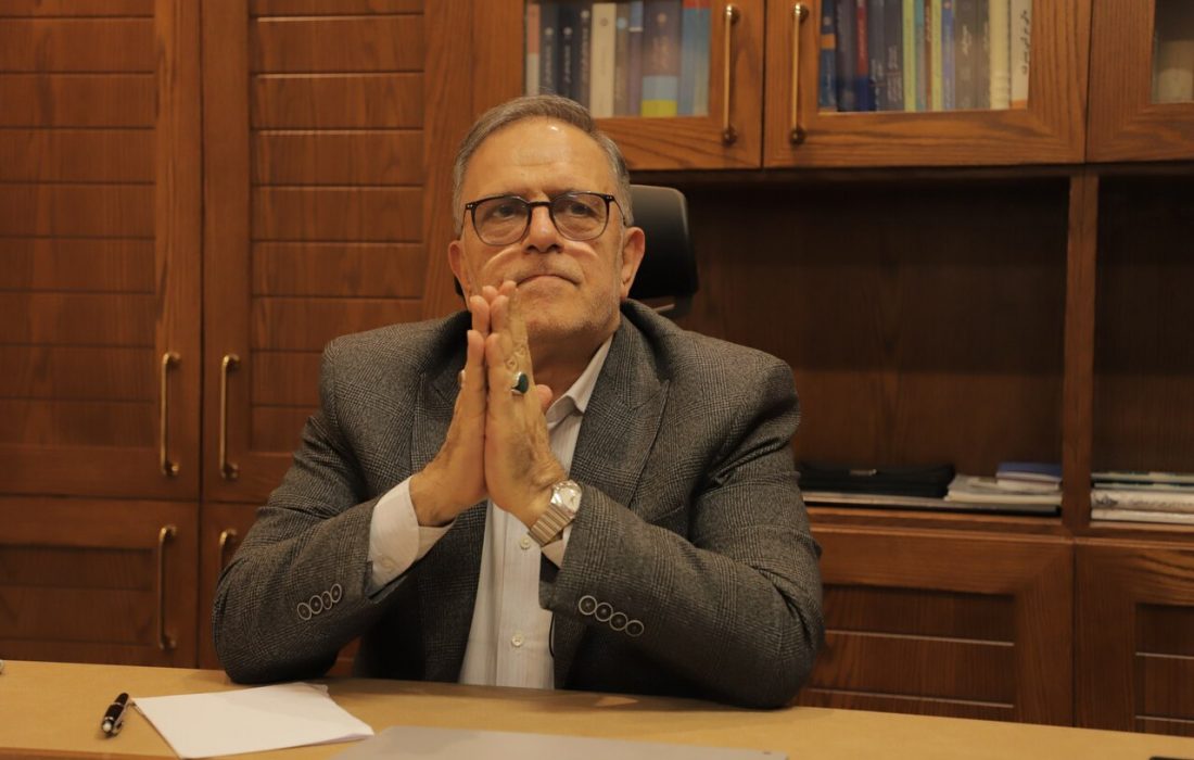 ۱۲۰ دقیقه نفسگیر با ولیالله سیف/ پشت پرده عبارت «تقریبا هیچ» دربارهی برجام چه بود؟/ در سریال گاندو بیانصافی کردند