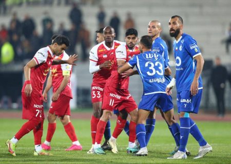 جنگ قهرمانی بین استقلال و پرسپولیس؛ کدام تیم جام را بالای سر می‌برد؟