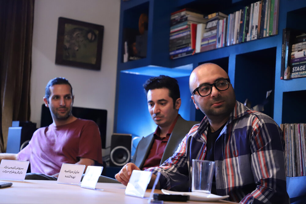 عوامل این اجرا دیوانه‌اند!