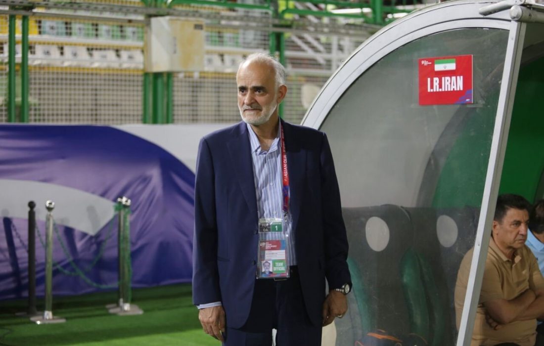 مهدی محمدنبی: استقلال و پرسپولیس با آزادی در حال تعمیر قرارداد ببندند، ما اوکی ایافسی را میگیریم!