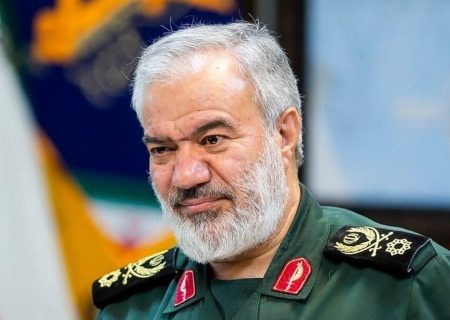 جانشین فرمانده کل سپاه: اگر انقلاب اسلامی و سپاه نبود، این افتخارات و برکات به‌دست نمی‌آمد/ مقاومت اگر چه سختی‌هایی داشت ولی برکات آن قابل توجه بود