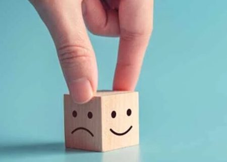 خنده تلخ ایرانی‌ها در مواجهه با مسائل سیاسی اجتماعی/ «طنز و شوخی نوعی مواجهه حداقلی است که فقط بگوییم دغدغه‌ای هم وجود دارد»