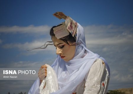 از یک کفش پر پول تا زیرلفظی؛ هدیه‌های عروسی در شهرهای ایران