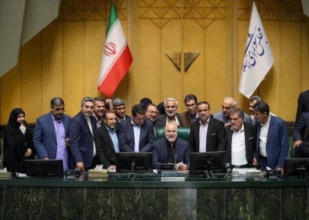 جای خالی فراکسیون مستقلین در هیأت رئیسه مجلس/ پای امتیاز ویژه ای در میان است؟