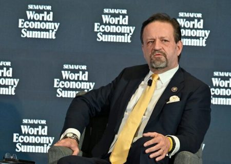 مقام آمریکایی: هیچ چیزی درباره آنچه از ایران می‌خواهیم، تغییر نکرده است/ممکن است «توافقنامه‌های بسیار جنجالی» امضا شود