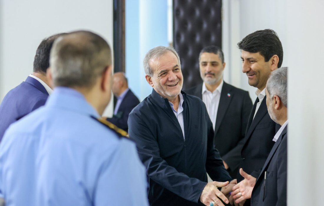 پشت پرده برگزار نشدن جلسه شورایعالی فضای مجازی/ پزشکیان در کارزار رفع فیلترینگ پیروز میشود؟