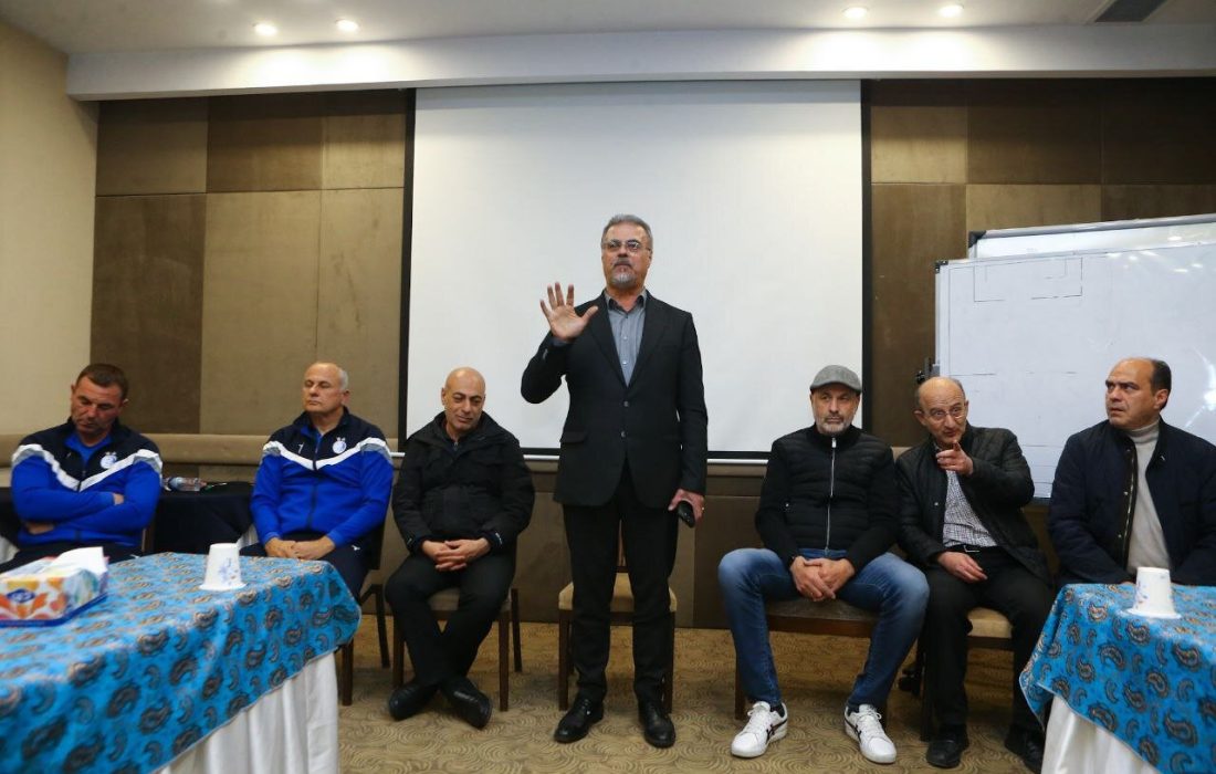 نظری جویباری در آستانه برکناری از مدیرعاملی استقلال/ هلدینگ خلیج فارس به دنبال تغییر مدیریتی