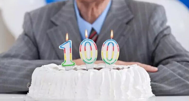 ۴ غذا و نوشیدنی که باید از آنها اجتناب کنید