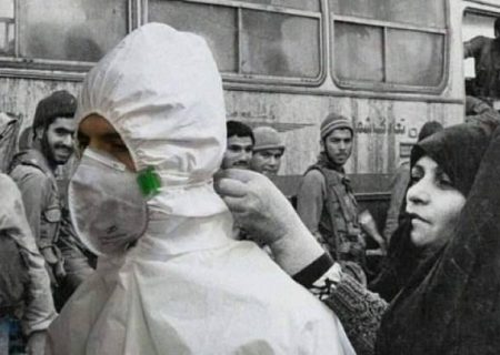 از دفاع مقدس و کرونا تا امروز؛ تعهد پزشکان به سلامت مردم در طوفان جنگ/ «هیچ گزارشی از کمبود خدمات پزشکی نداشتیم»