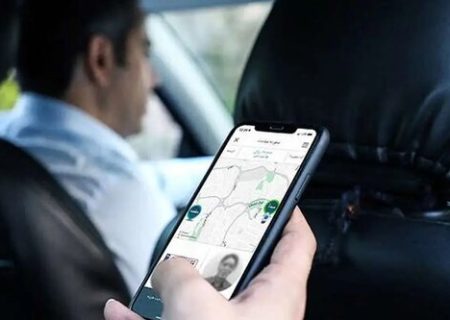 تخلف رانندگان یک تاکسی اینترنتی/ «هزینه کولر را می‌گیرند اما روشن نمی‌کنند»