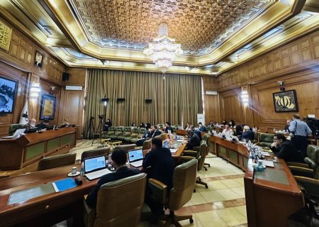 تراکم فروشی در تهران به بهانه بازسازی مناطق جنگی/ از موافقت زاکانی تا مخالفت چمران با تامین منافع «گروه خاص»