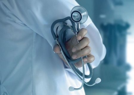 جنجال تعویق آزمون‌های ارتقا و بورد پزشکی/ چالش‌هایی که وزارت بهداشت نمی‌تواند نادیده بگیرد