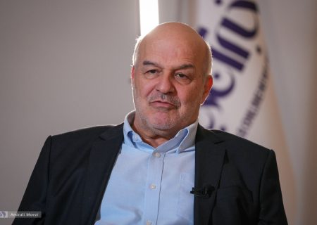 در دوره خاتمی،خانم ابتکار نمی‌پذیرفت دریاچه ارومیه در حال نابودی است/ اصفهان را اصفهانی ها دارند نابود می‌کنند/قاچاق خاک در برابر فرسایش آن عددی نیست