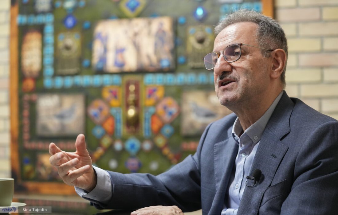 در مسیر رشد و پیشرفت گردشگری بودیم که جنگ به کشور ما تحمیل شد/ شهید باقری گفت که تخت جمشید تمدن و فرهنگ ما است/ باید مولفه‌های همبستگی را پر رنگ کنیم