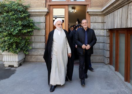 دولت یا قوه قضائیه؛ کدام قوه مسئول تدوین لایحه جنجالی مقابله با نشر اخبار خلاف واقع است؟/ لایحه‌ای با ۱۸۰ درجه اختلاف با نظرات انتخاباتی رئیس جمهوری