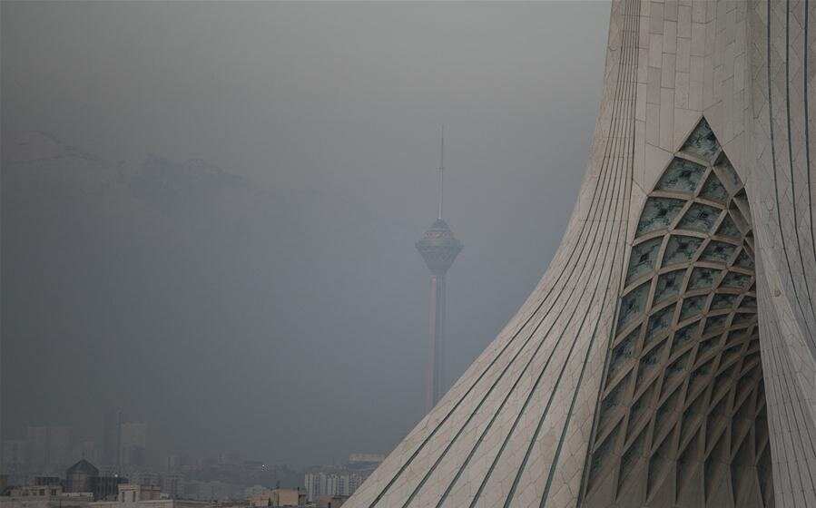 چرا این روزها تهران تا این حد آلوده شد؟/ شهری آلوده برای همه فصل‌ها/ برج‌سازی چه بلایی سر پایتخت آورد؟