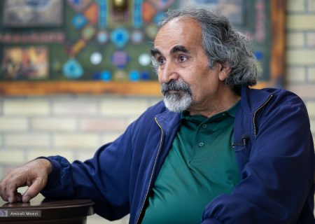 آزاد ارمکی :بخشی از نظام فقط با خودش گفت وگو می کند و کاری به مردم ندارد/ رویکردهای صداوسیما و سیاست های فیلترینگ وچیزهای دیگر باید عوض شود