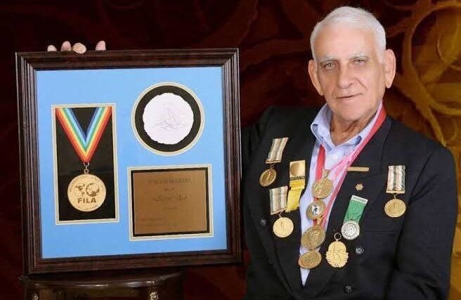 تک نگاری| وداع با مرد اولین ها/ ببری با عطر نارنج