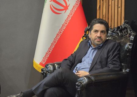 ثابت‌قدم: از هوش مصنوعی استقبال می‌کنیم ولی فعلا با چمن و نور درگیریم/جنگ نمی‌شد، بازسازی آزادی حداقل دو سال زمان می‌برد!