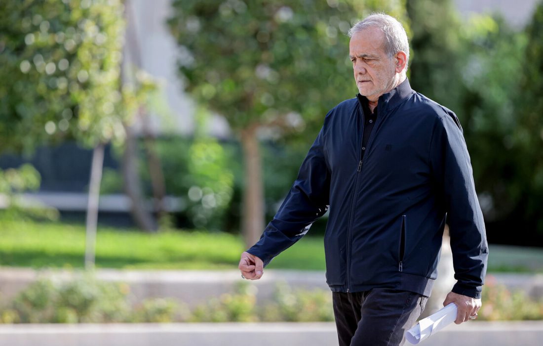 دو راهی رئیس جمهوری برای رفع فیلترینگ/ چهرههای جدیدی به صف مخالفان فیلترینگ پیوستهاند؟/ دست بالا در شورای عالی فضای مجازی با کدام جریان است؟