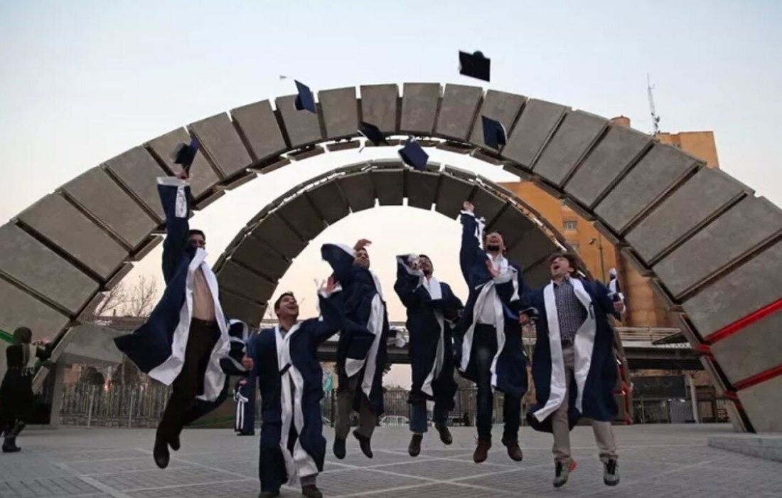 عربستان از ایران جلو زد؛ افت علمی دانشگاههای ایران در رتبهبندی جهانی/ «استاد دانشگاه را از ایران اخراج کردند رفت عربستان رئیس دانشکده شد»