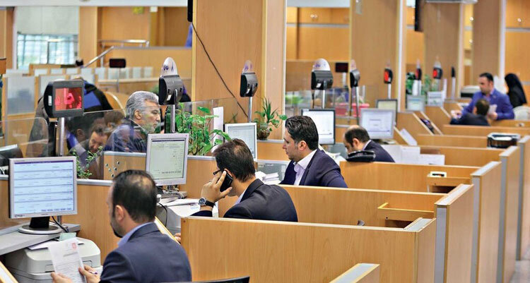 معاون رئیسجمهور: چرا از شفافیت رئیسجمهور ایراد میگیرند؟/FATF فرصتی برای به روز رسانی نظام بانکی است