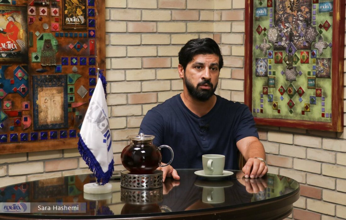 هرگز نشنیدم همایون بهزادی با تفنگ به رختکن برود/پرسپولیس زمان ما هم هوادار متمول داشت!