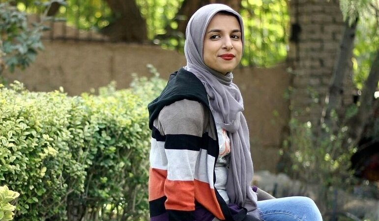 واکنش یک حقوق‌دان به ماجرای زینب موسوی/ خدا را شکر که فردوسی و شاهنامه این‌قدر «عزیز» شده