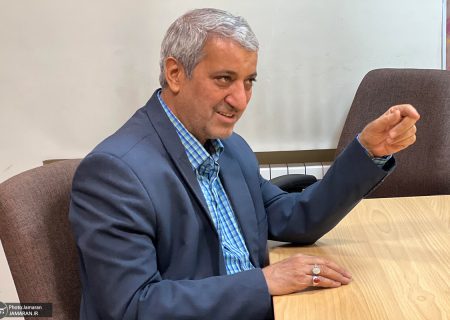 پیشنهادات متفاوت رجایی به پزشکیان؛ دست از رفیق‌بازی و رودربایستی بردار!/ پزشکیان جرأتی که احمدی ‎نژاد داشت را ندارد