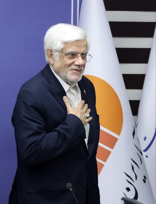 دولت چهاردهم با مرکز آمار ایران دستوری برخورد نمیکند / مرکز آمار ایران باید مستقل عمل کند