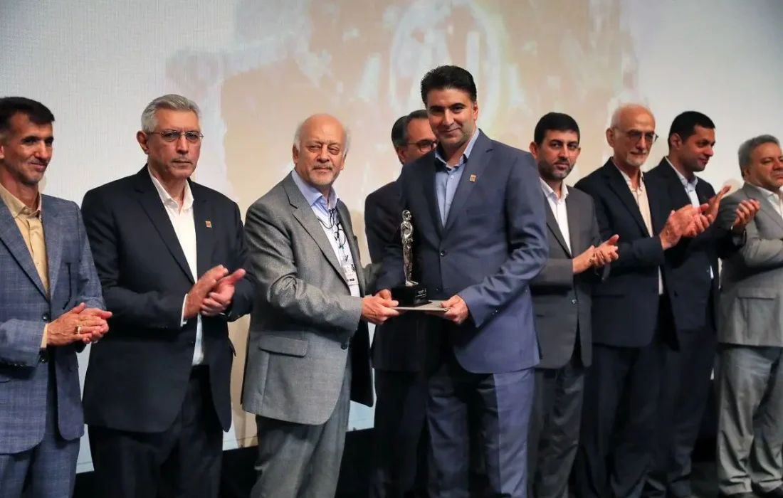 بومی سازی چسب جایگزین بنتونیت در فولاد خوزستان