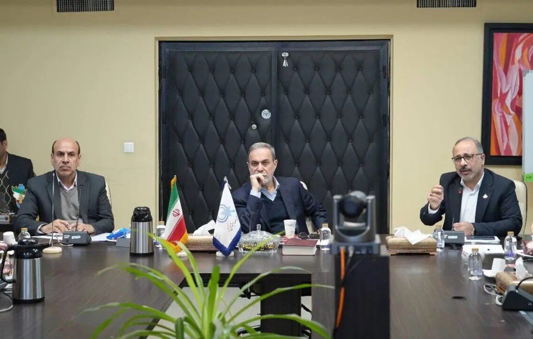 نشست مشترک شرکت ملی صنایع پتروشیمی با سازمان امور اجتماعی برگزار شد