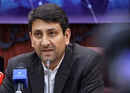 تلاش برای برای برقراری اینترنت بین‌الملل در اسرع وقت
