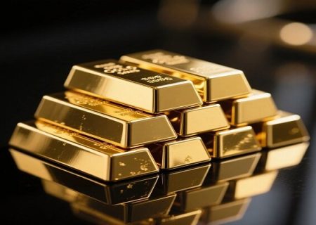 افت قیمت طلا با تقویت دلار و انتظار برای افزایش نرخ بهره