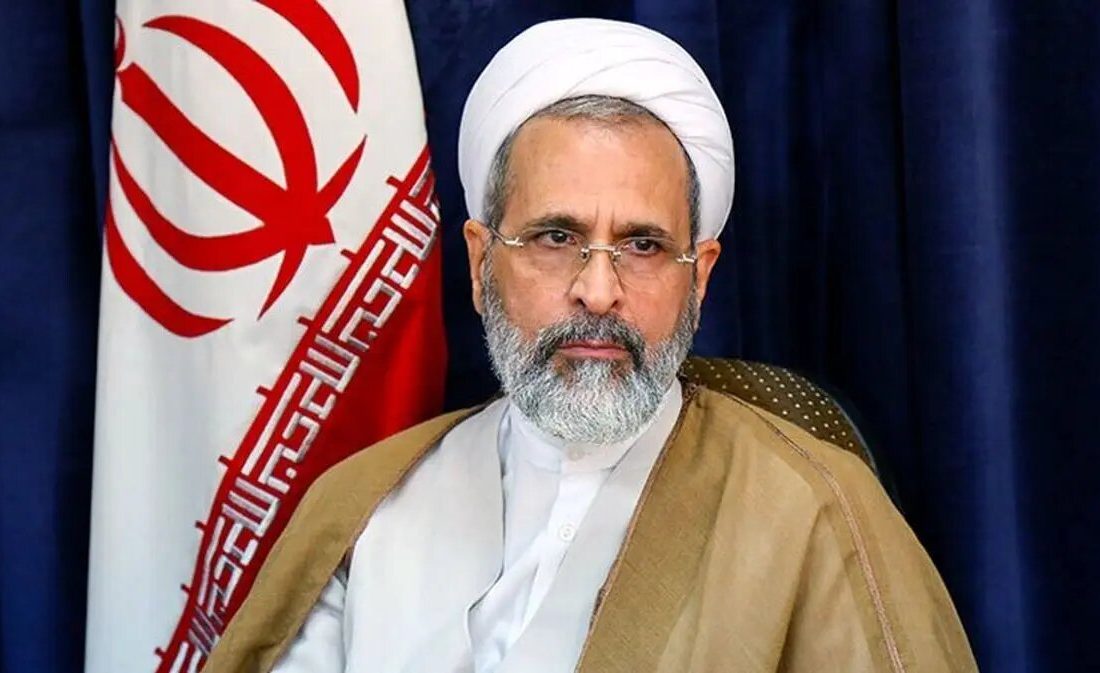 امام جمعه قم: هیچ اعتمادی به وعده ها و مذاکرات دشمن نداریم