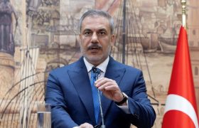 فیدان: ایران و آمریکا حملات را متوقف کنند و به میز مذاکره بازگردند
