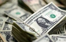 قیمت دلار رسمی به ۱۴۸ هزار و ۴۰۰ تومان رسید