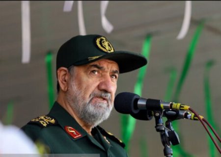 محسن رضایی خطاب به ترامپ به زبان انگلیسی نوشت + عکس