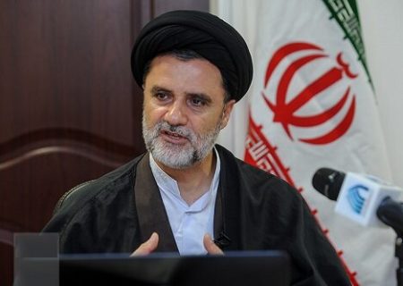 نماینده ای که حرفه اش توهم پردازی است/محمود نبویان: “روی سینه آمریکا نشسته بودیم و داشتیم کار را تمام می کردیم که مذاکره شد!”