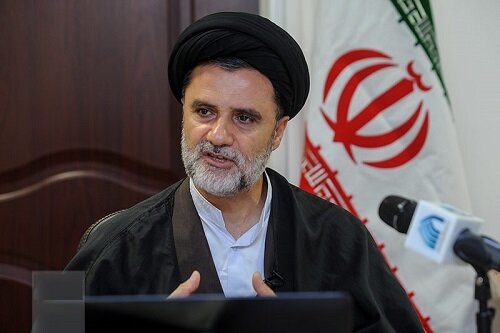 نماینده ای که حرفه اش توهم پردازی است/محمود نبویان: “روی سینه آمریکا نشسته بودیم و داشتیم کار را تمام می کردیم که مذاکره شد!”