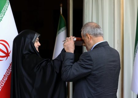 پازل‌ عملکردی دولت چهاردهم در پایان سال دوم/ چرا ریاست جمهوری برای پزشکیان آسان نمود اول ولی افتاد مشکل‌ها…