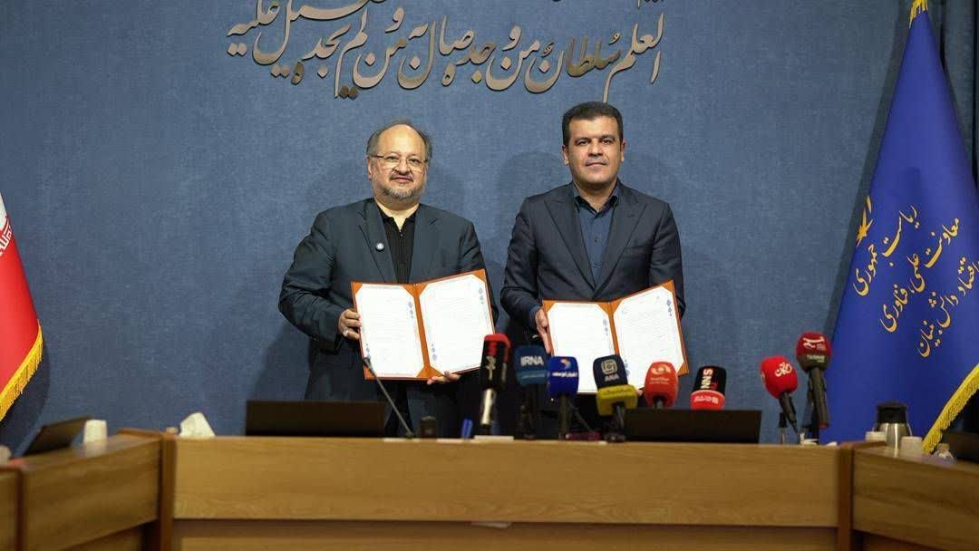 حمایت همه جانبه شریعتمداری از بزرگترین قرارداد تولید برای بار اول/ افشین: هیچکس جز شریعتمداری شجاعت این کار را نداشت