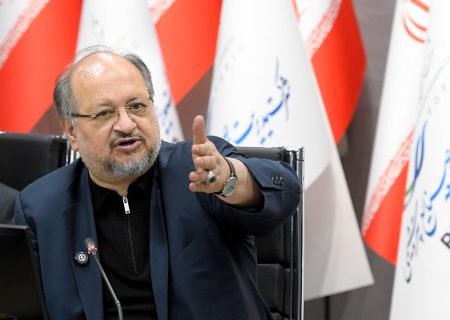 شریعتمداری: مدیران عامل، مسئول تأمین مالی پروژه‌ها هستند