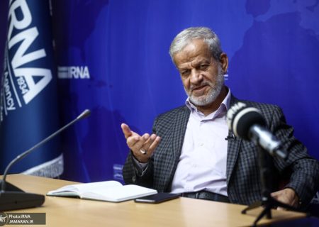 آنچه شما گفته‌اید/ واکنش تند کاربران خبرآنلاین به سخنان سخنگوی جبهه پایداری؛ از پیامبر بیاموزید/ بدبختی این است که خودتان را نماینده مردم می‌دانید…
