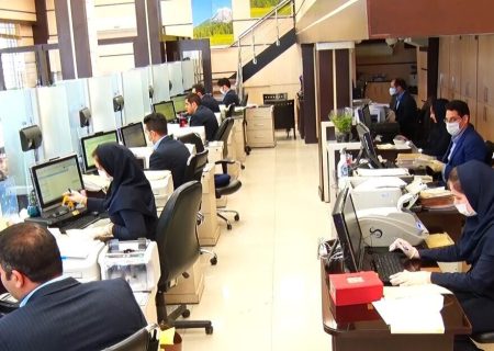 تابلوهای تهدید به ادارات برگشتند/ «توهین کنید، زندان می‌روید»