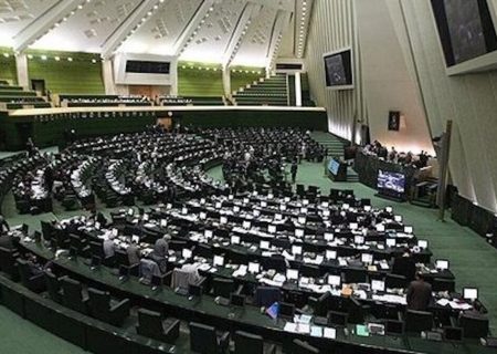 نماینده مجلس: جلسات با رهبر انقلاب به صورت مجازی برگزار می شود/ جنگ فراگیر در این مقطع اتفاق نخواهد افتاد
