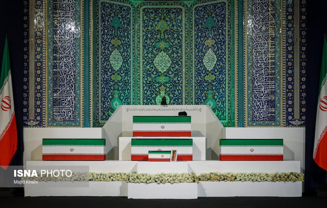 وداع ملت با رهبر/ بُهت و بغض مسئولان مراسم تشییع رهبر شهید + جدول