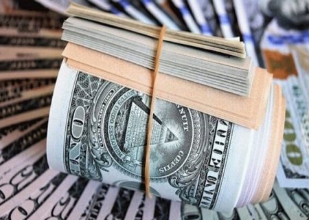 دلار آمریکا در بازار رسمی به ۱۵۶ هزار و ۵۰۰ تومان رسید