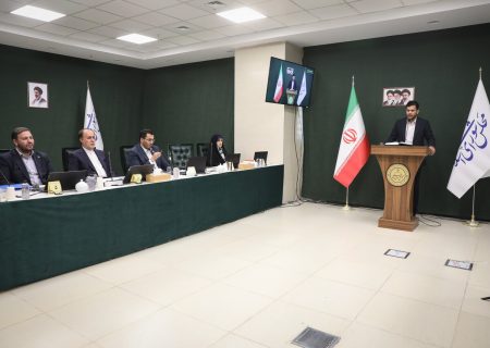 نماینده کاشمر: طرح مقابله با نفوذ قانون هم شود، ۶۰-۷۰ درصد قابلیت اجرایی ندارد/ببینید اطلاعات کشور و اشخاص از کجا لو می‌روند؛ باید برای آنها فکری کرد